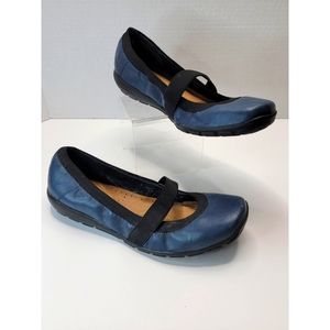 Easy Spirit Blue Leather Comfort Flats